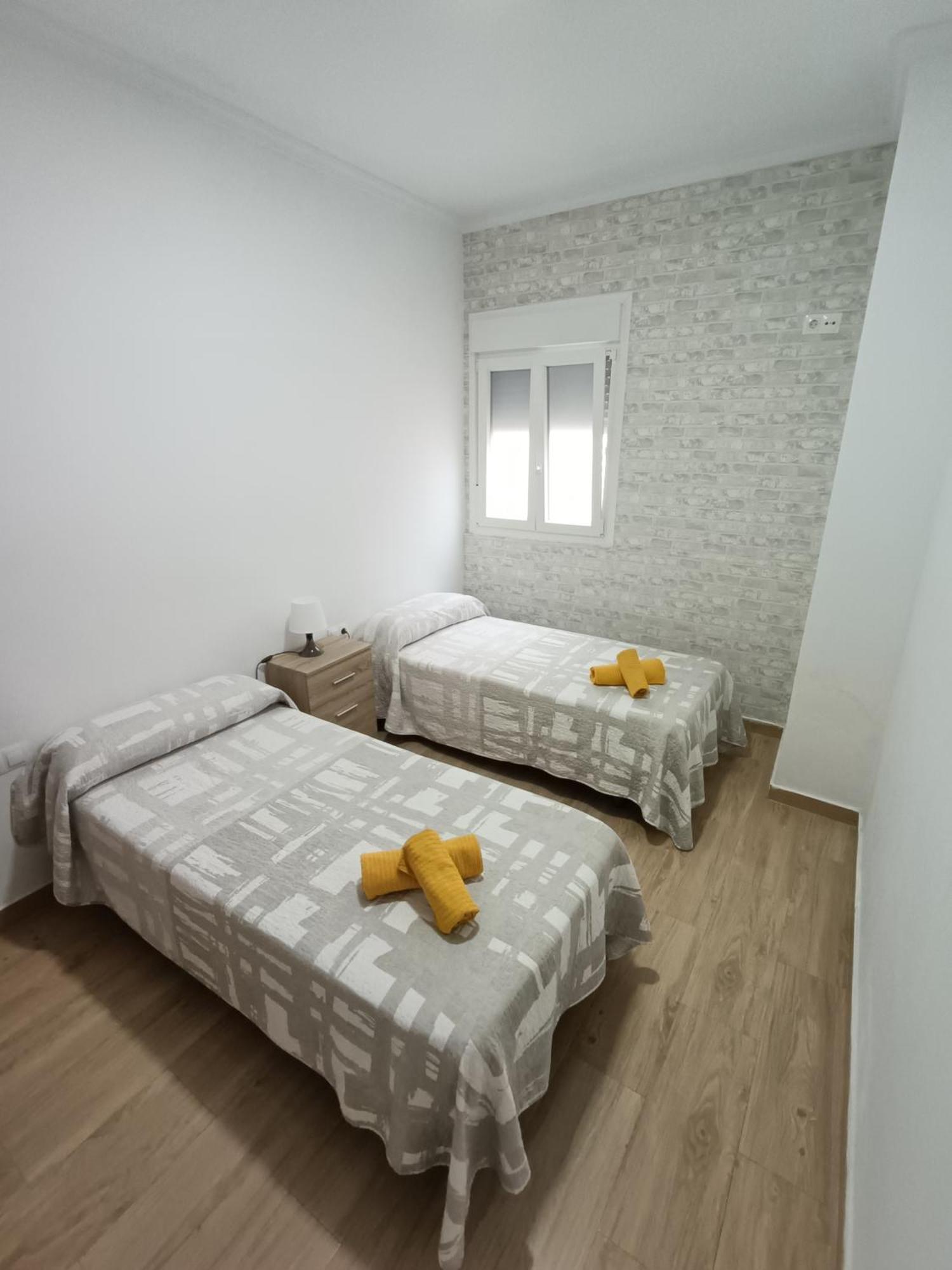 Piso Avenida Junto A La Playa Apartment กาดิซ ภายนอก รูปภาพ